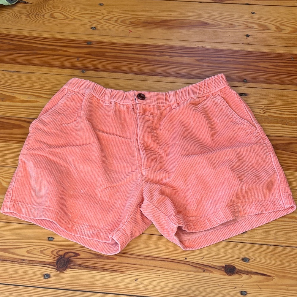 chubbies Coral Pink Corduroy Men’s Shorts
